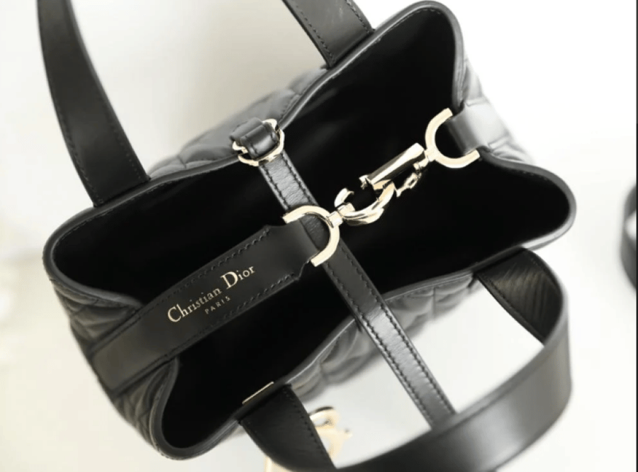 DIOR 18,5CM