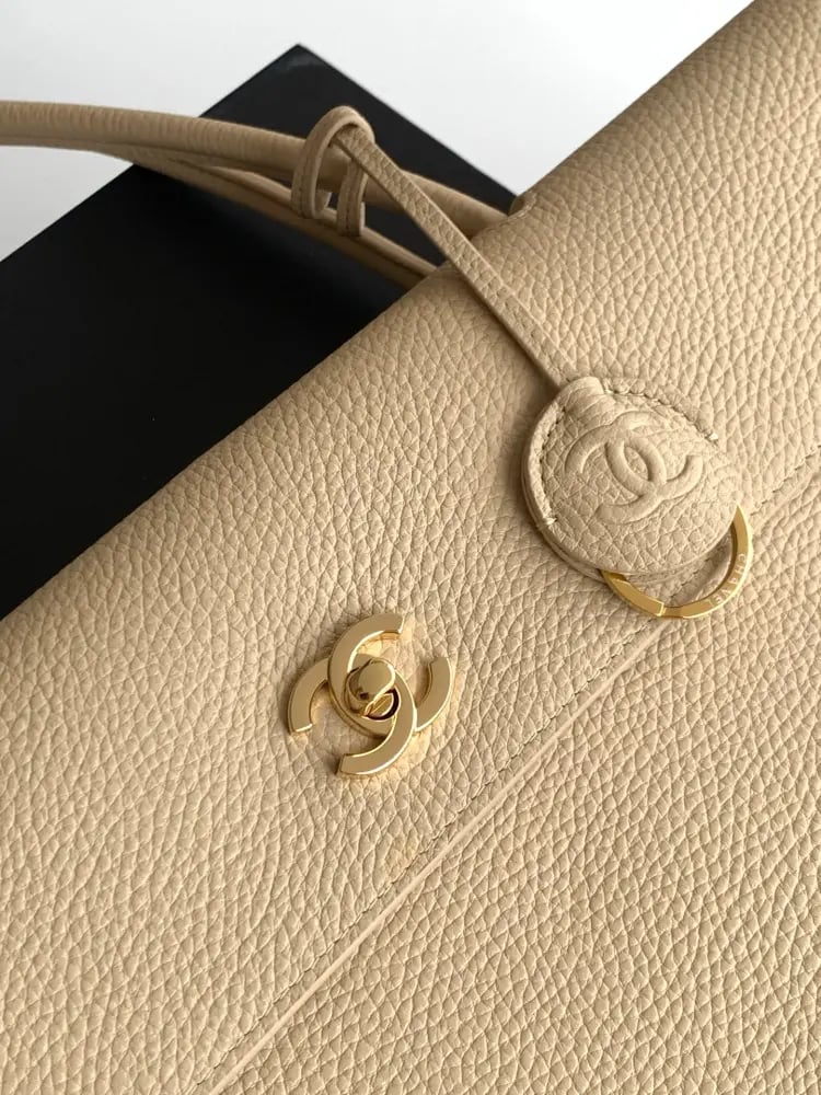 Chanel 43CM
