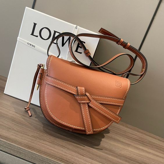 LOEWE Small Gate 25CM
