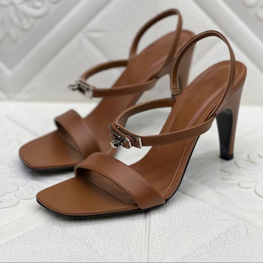 Hermes مقاس 38
