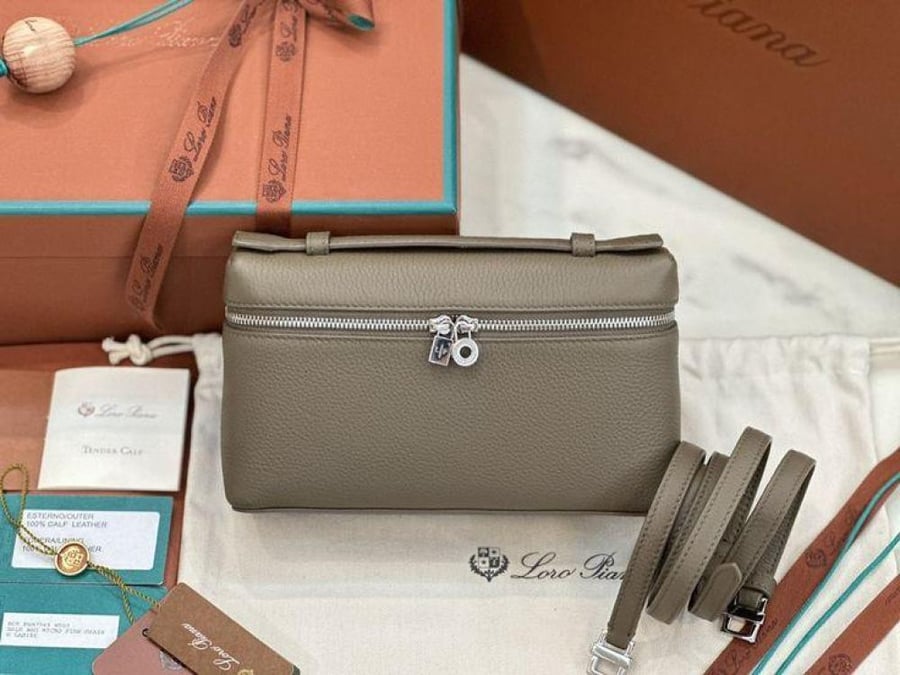 Loro Piana  19CM