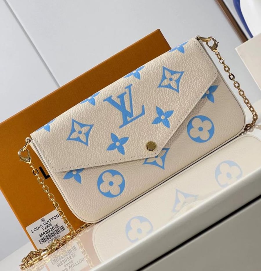 Louis Vuitton 21CM