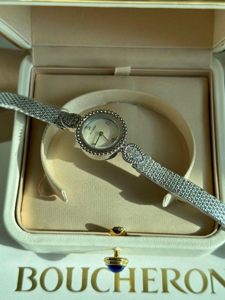 BOUCHERON مع سير اضافي ابيض هديه