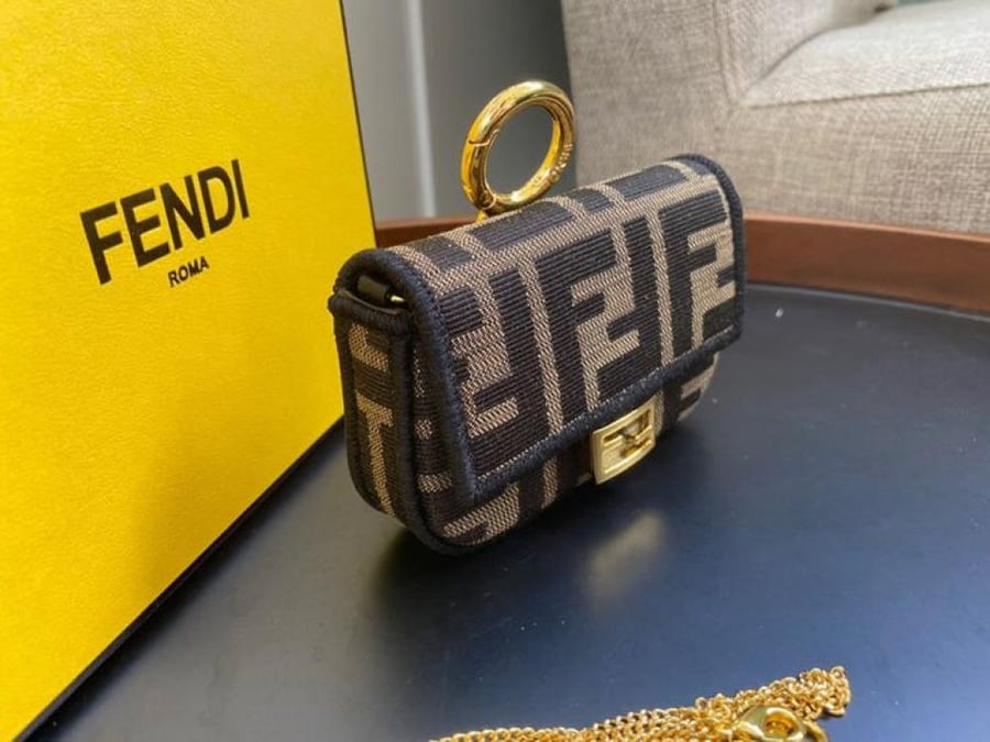 FENDI NANO 10,5CM