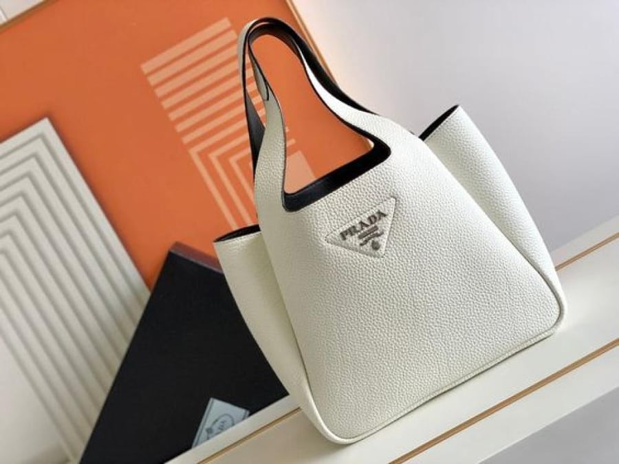PRADA 25CM