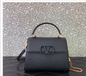 Valentino 19CM