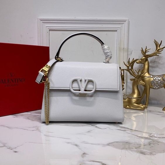 Valentino 19CM