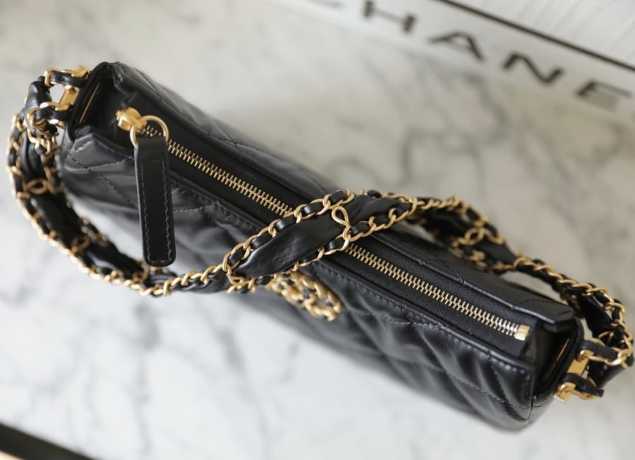 Chanel 23cm