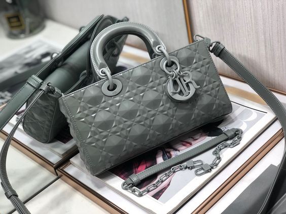 Dior joy 22cm