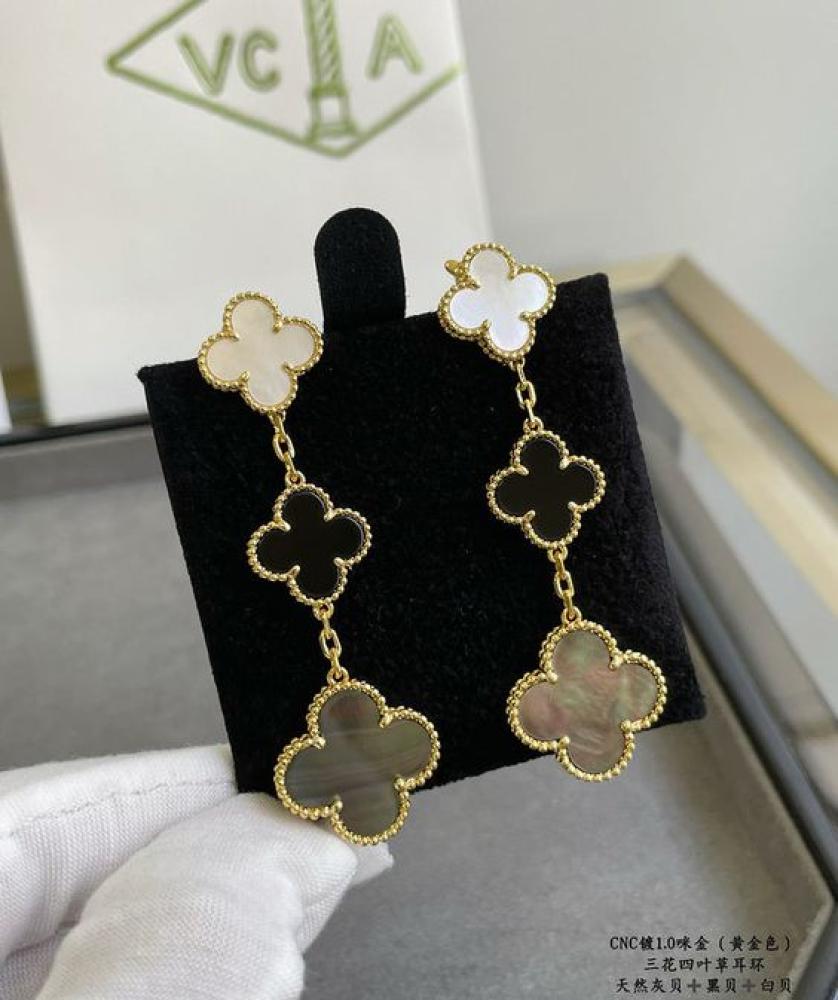van cleef & arplesذهبي فضه مطليه
