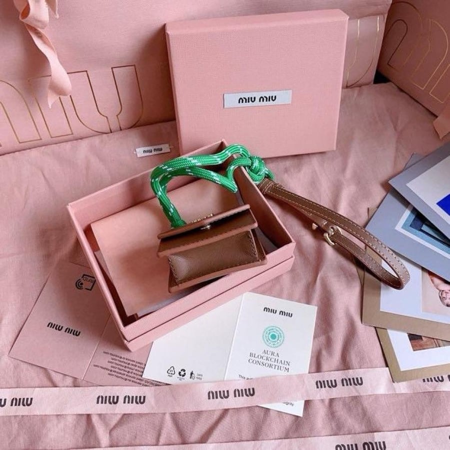 MIUMIU