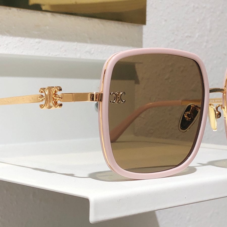 CELINE