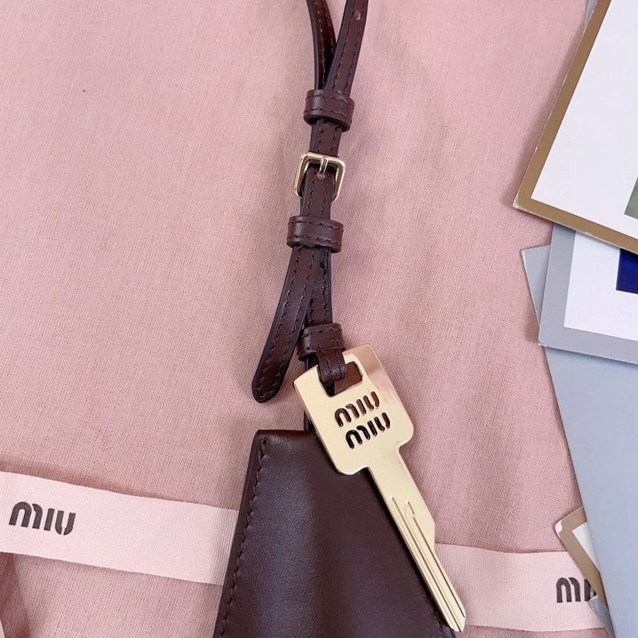 MIUMIU