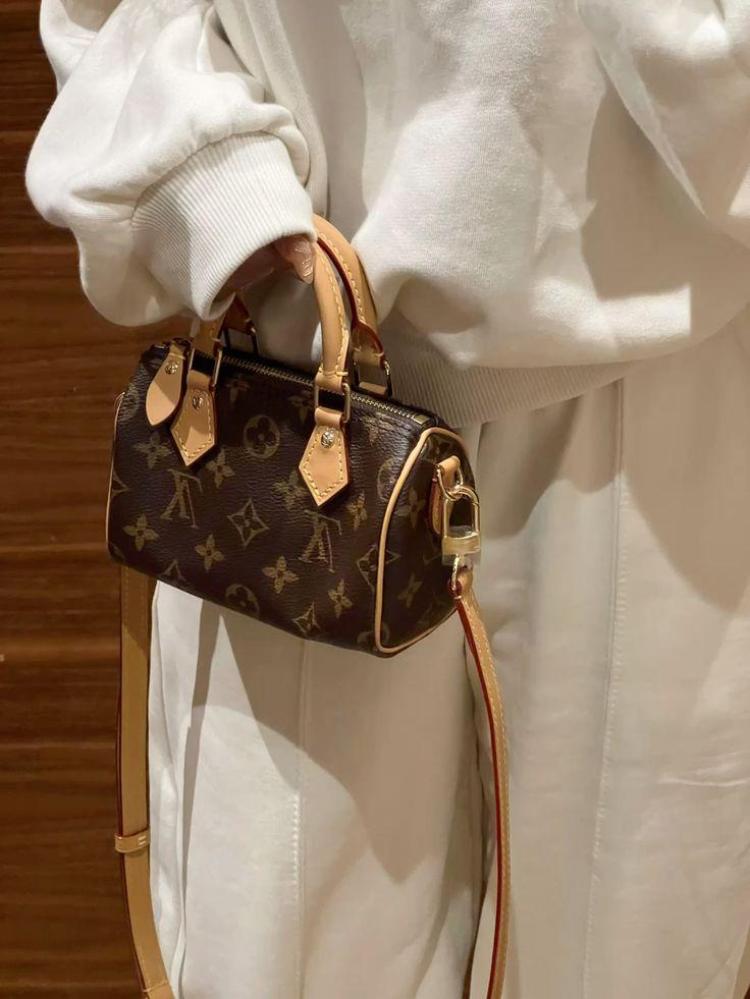 Louis Vuitton NANO speedy 16CM