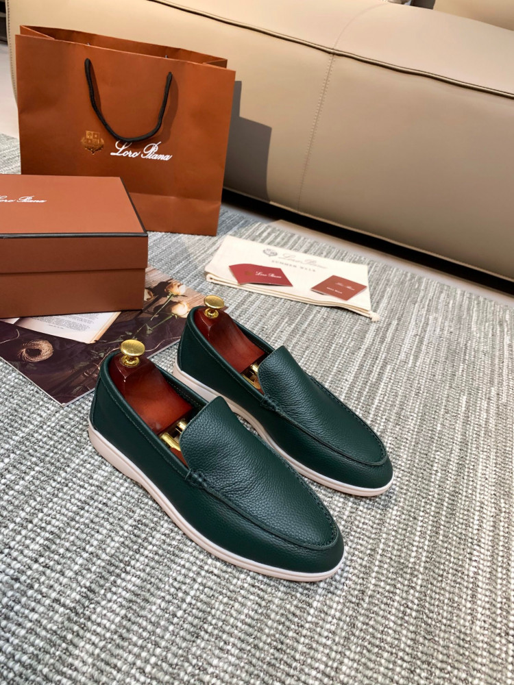 Loro Piana (جلد)