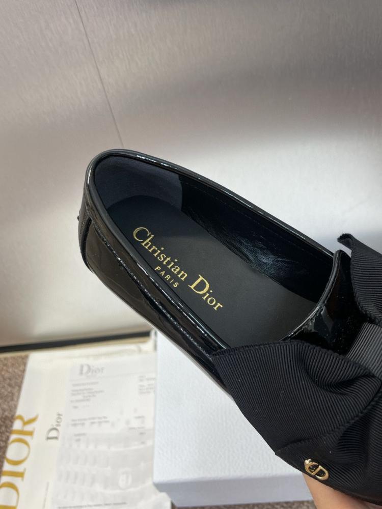 لماعDior