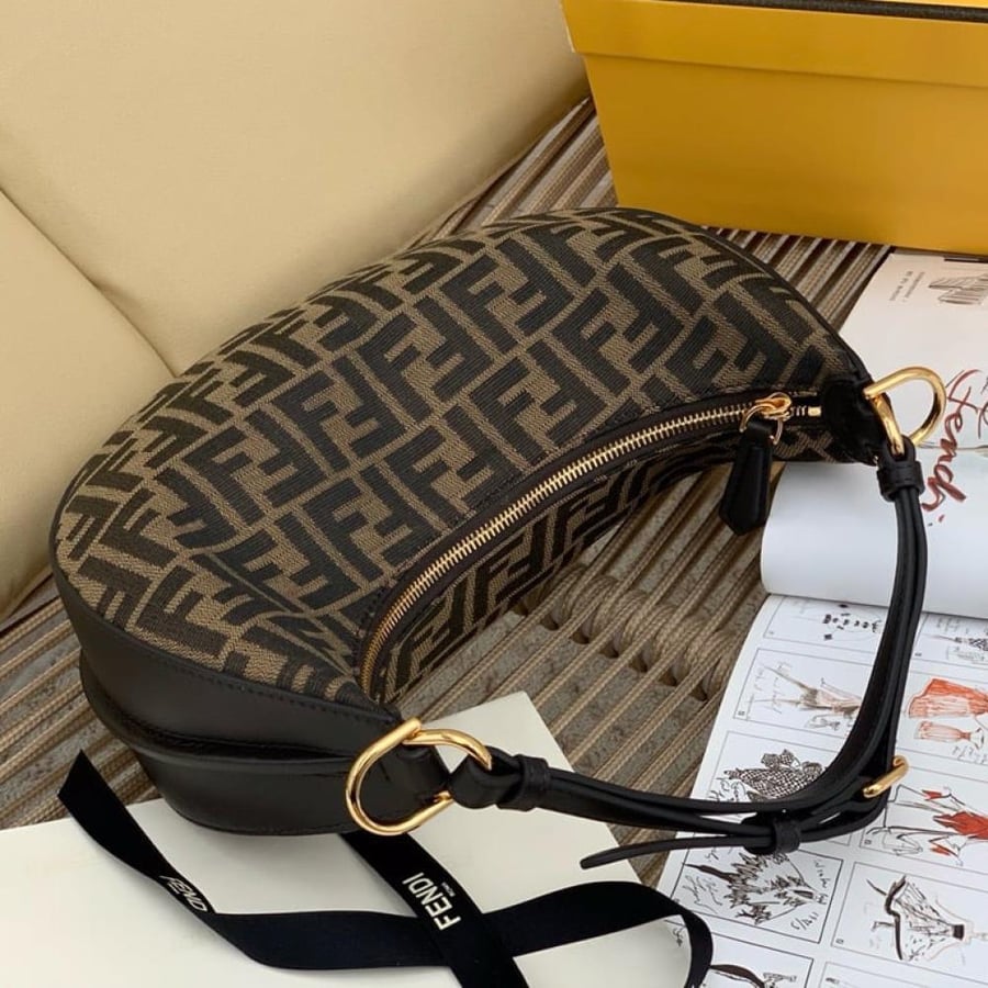 Fendi  small Fendigraphy29CM