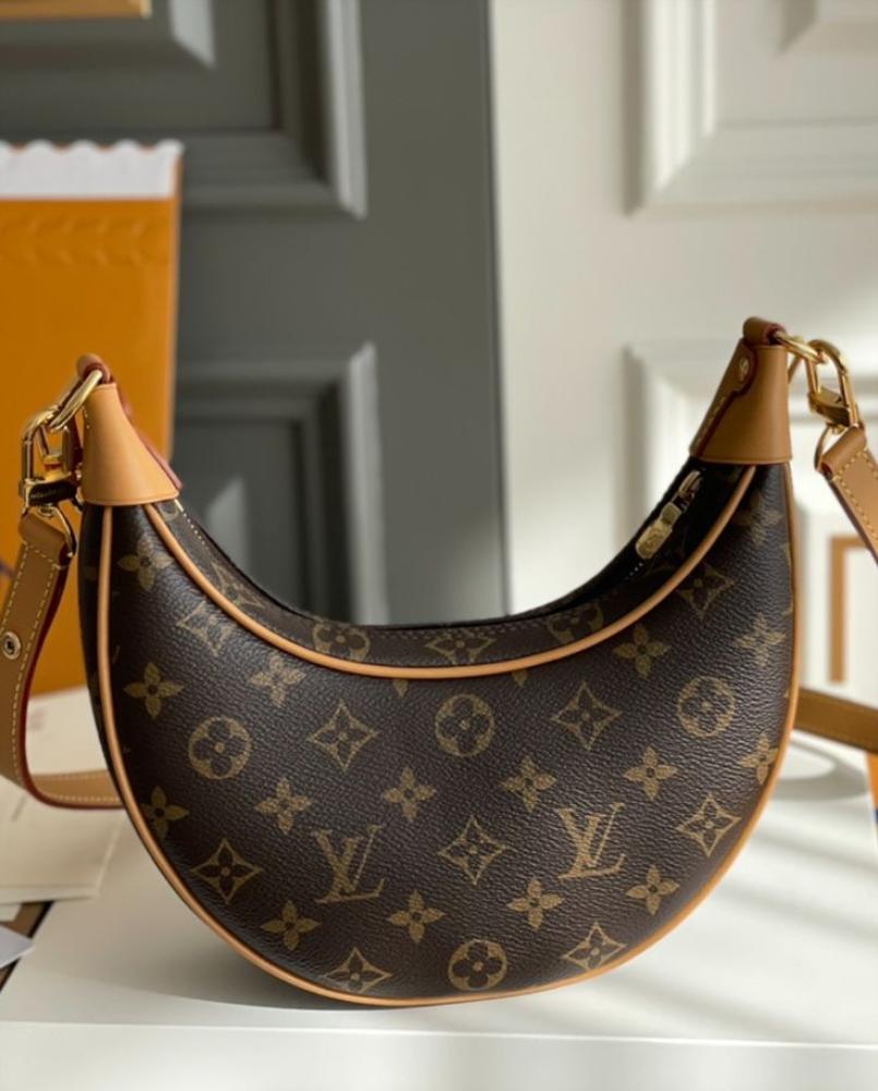 Louis Vuitton 23CM