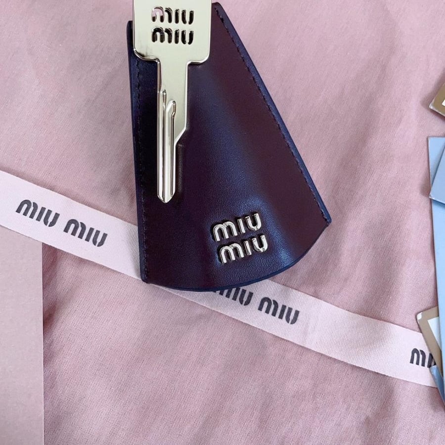 MIUMIU
