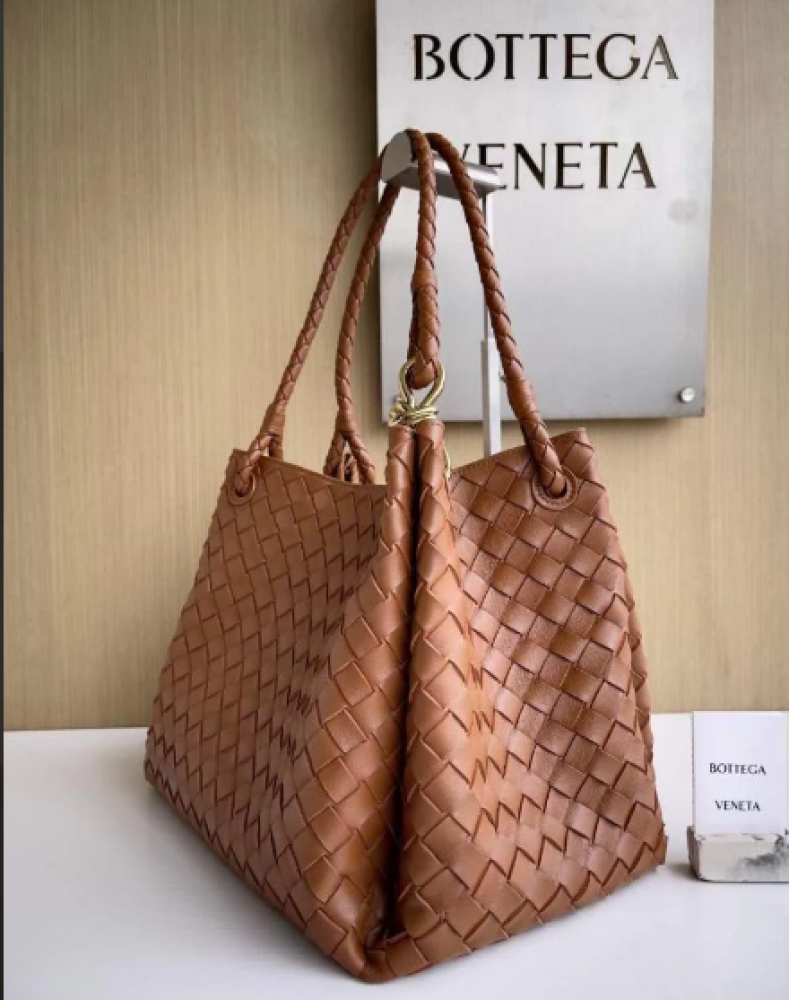 BOTTEGA Large Parachute 30cm