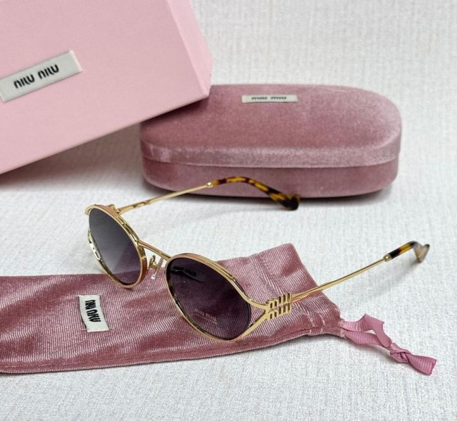 MIUMIU