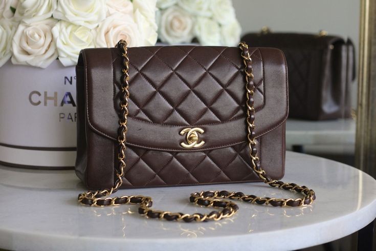 Chanel 25CM