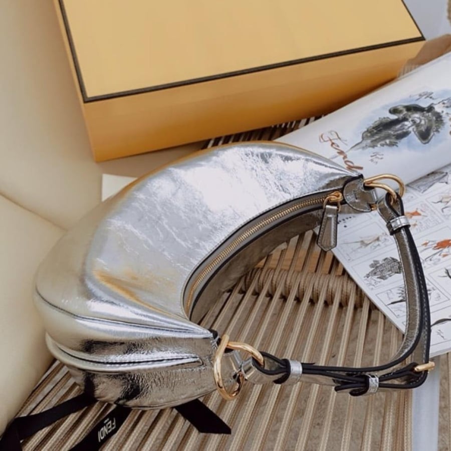 Fendi  small Fendigraphy29CM