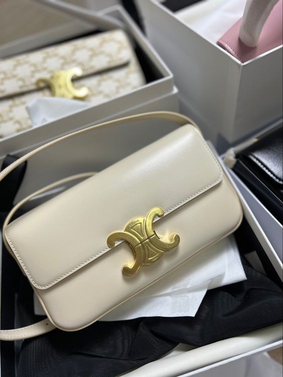 CELINE 20CM