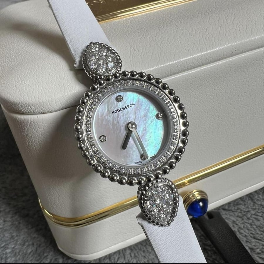 BOUCHERON مع سير اضافي ابيض هديه