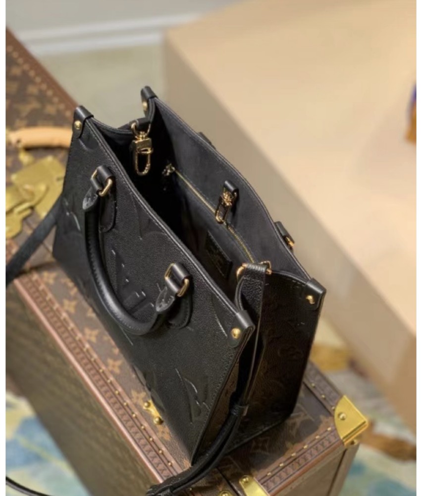 Louis Vuitton PM 25CM