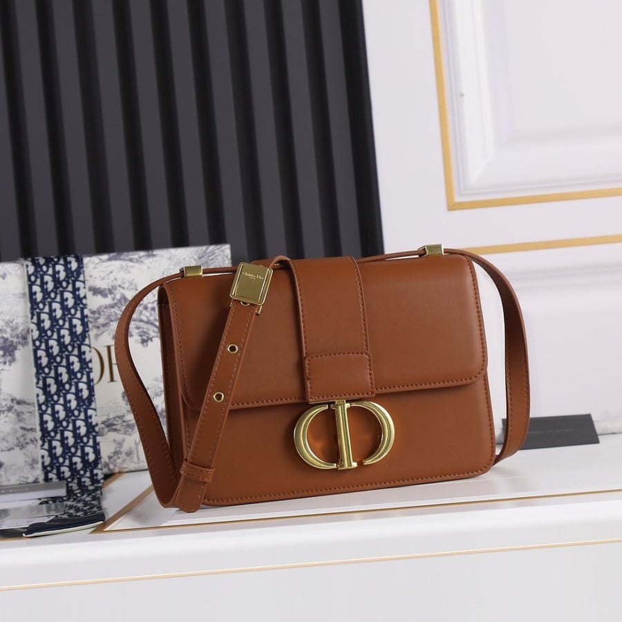 Montaigne30  (24CM)