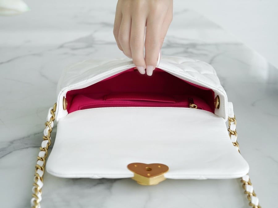 Chanel 21cm