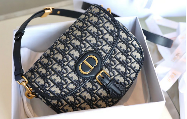 DIOR BOBBY22CM