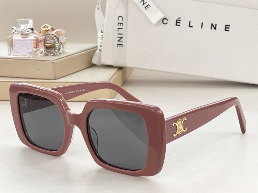 CELINE
