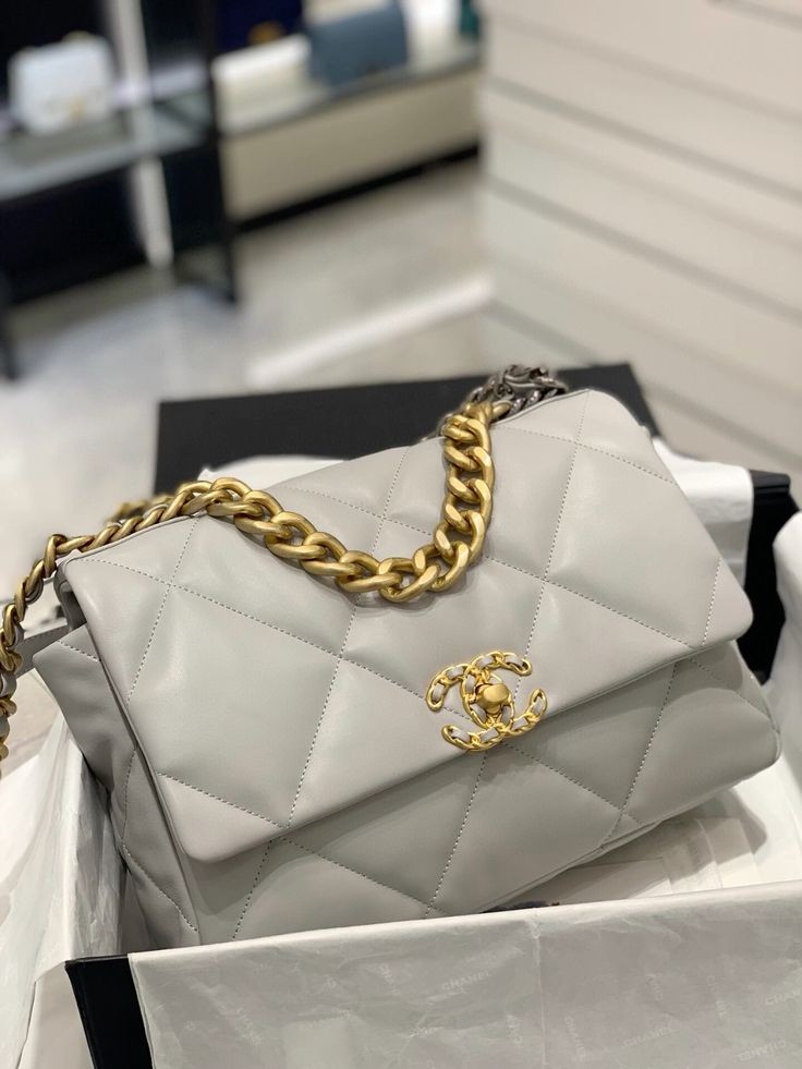 Chanel 26CM