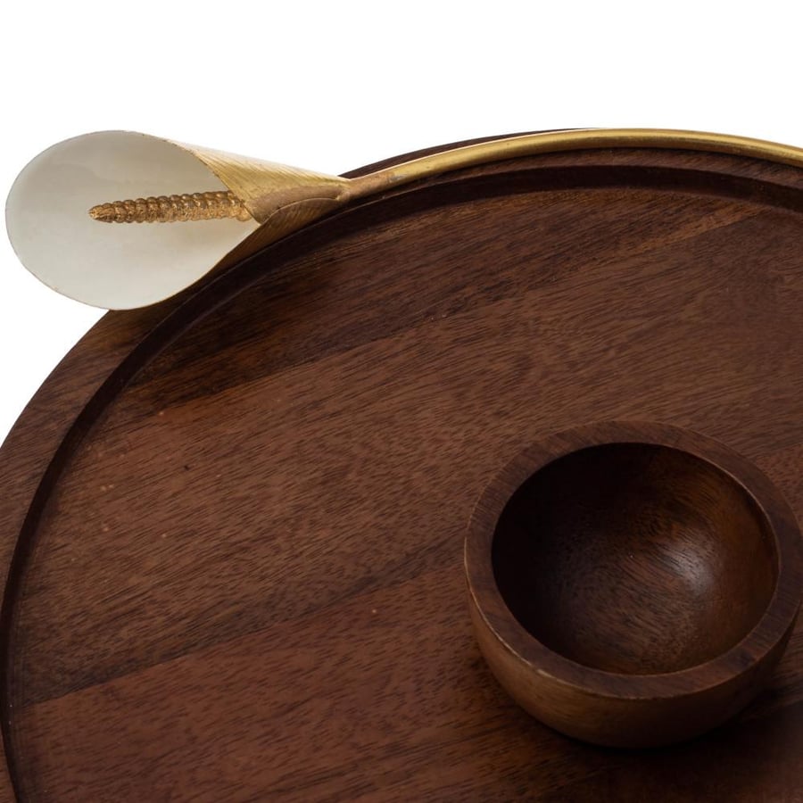 Serving dish for sweets and dates, Indian wood, brooch, gold rose