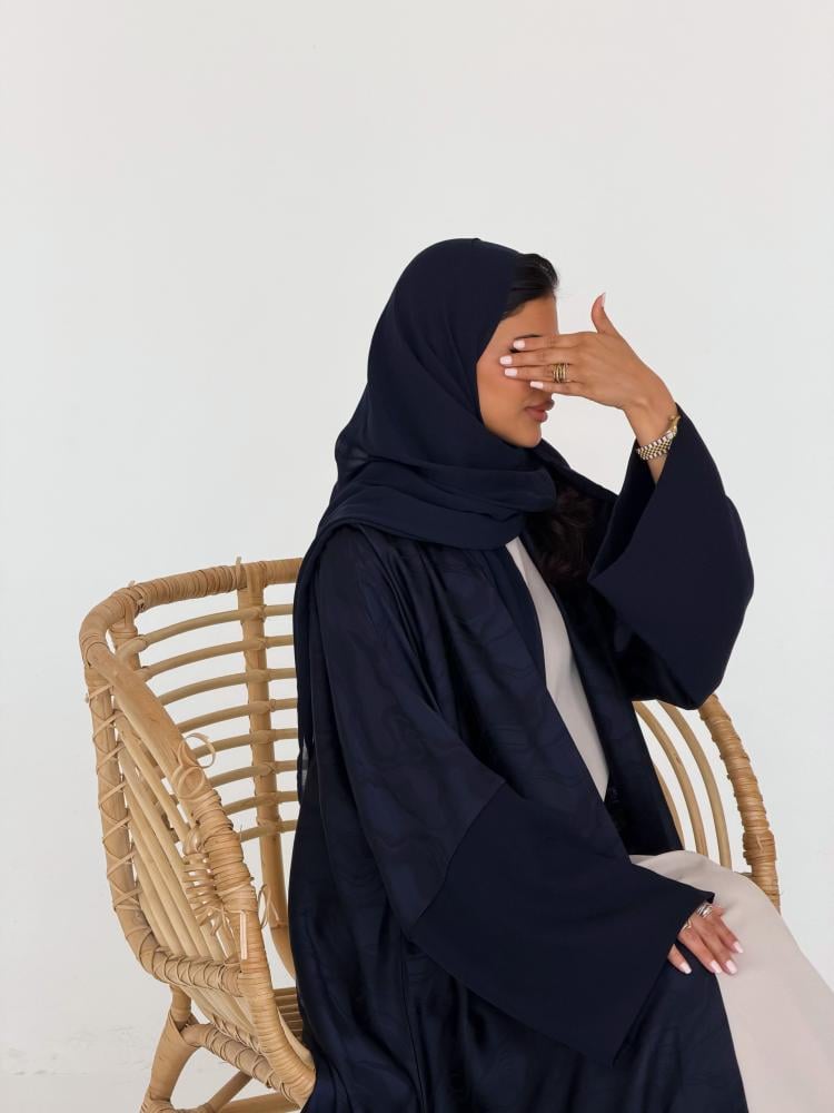 عباية جاكار كحلي وحاشية كريب ٢٢١