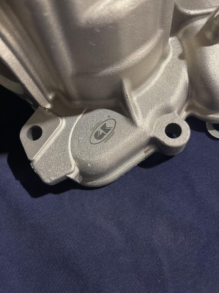 Mercedes water pump 8-cylinder ghost - GK German company