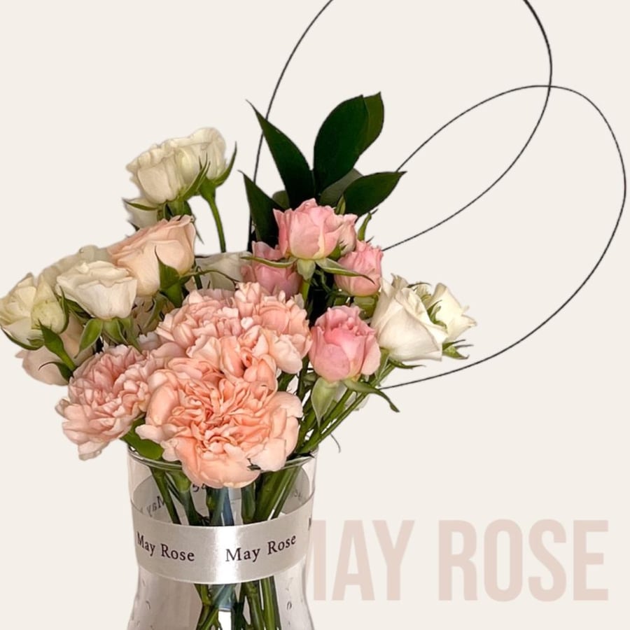 Natural flower vase