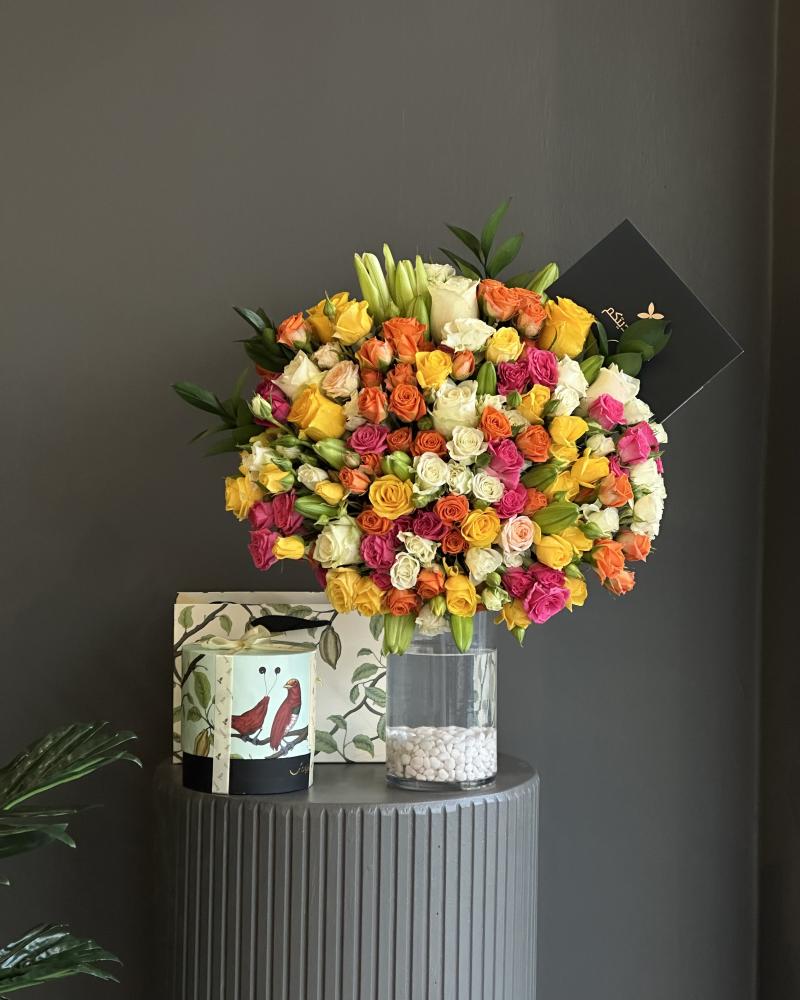 Peacefulness vase & Anoush chocolate