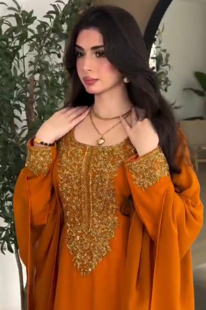 فستان سهرة شيفون جورجيت تطريز يدوي