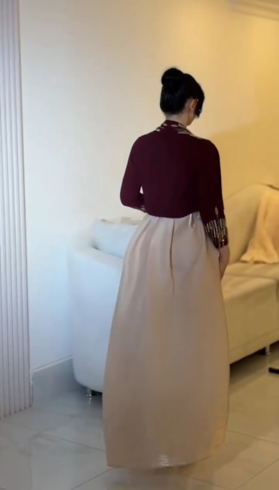 فستان سهرة ميكادو على باربي تطريز يدوي