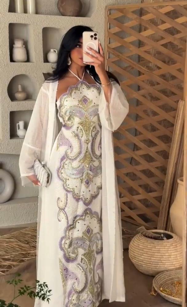 جلابيه قطعتين تطريز كمبيوتر وكرستالات