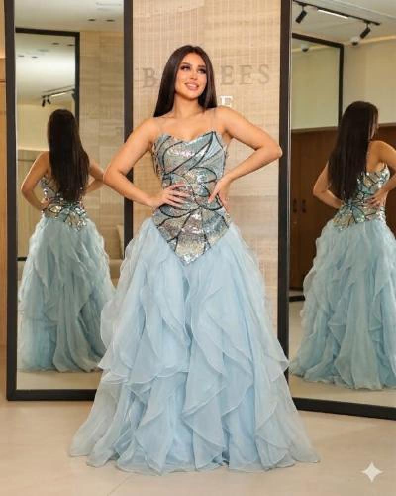 فستان سهرة سماوي فاخر ذو قصة كورسيه مطرزة طبقات