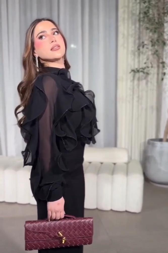 فستان سهرة باربي جورجيت لون أسود