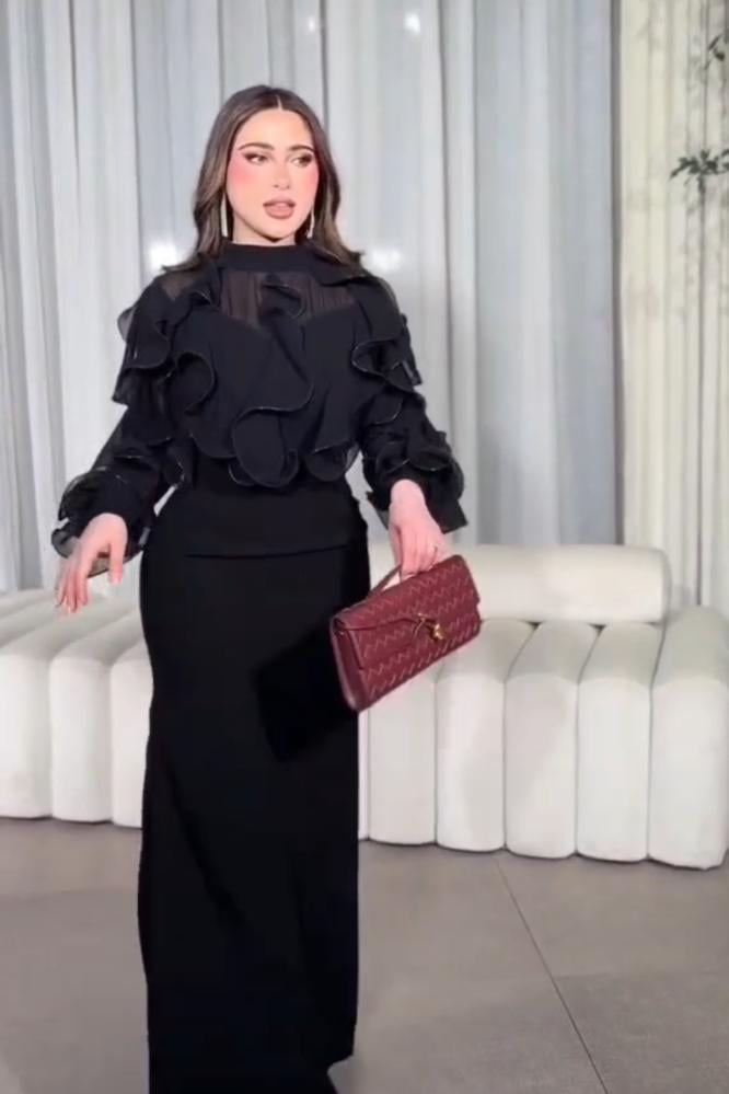 فستان سهرة باربي جورجيت لون أسود