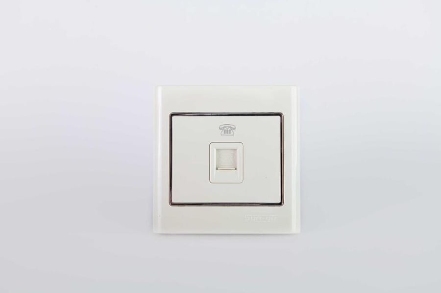 Breeza 403 single phone beige 3*3 --- Shamsak3