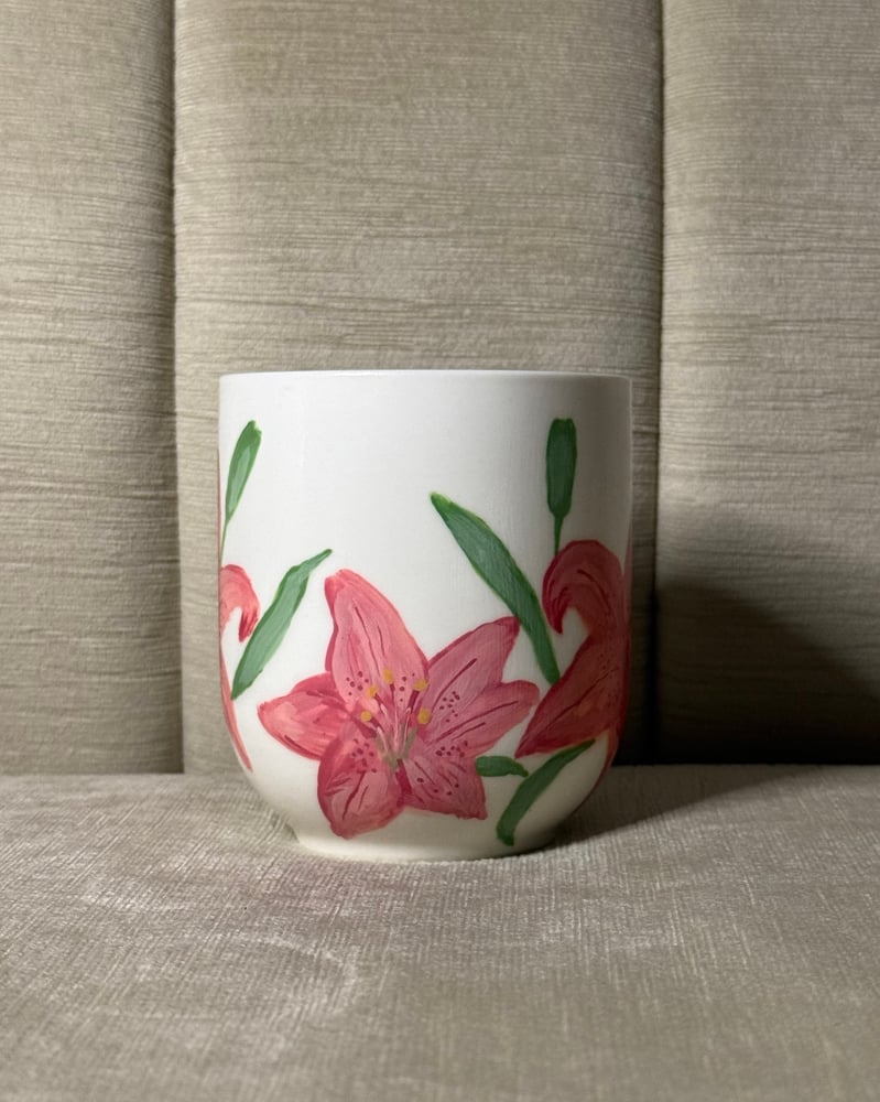 Lily flower cup