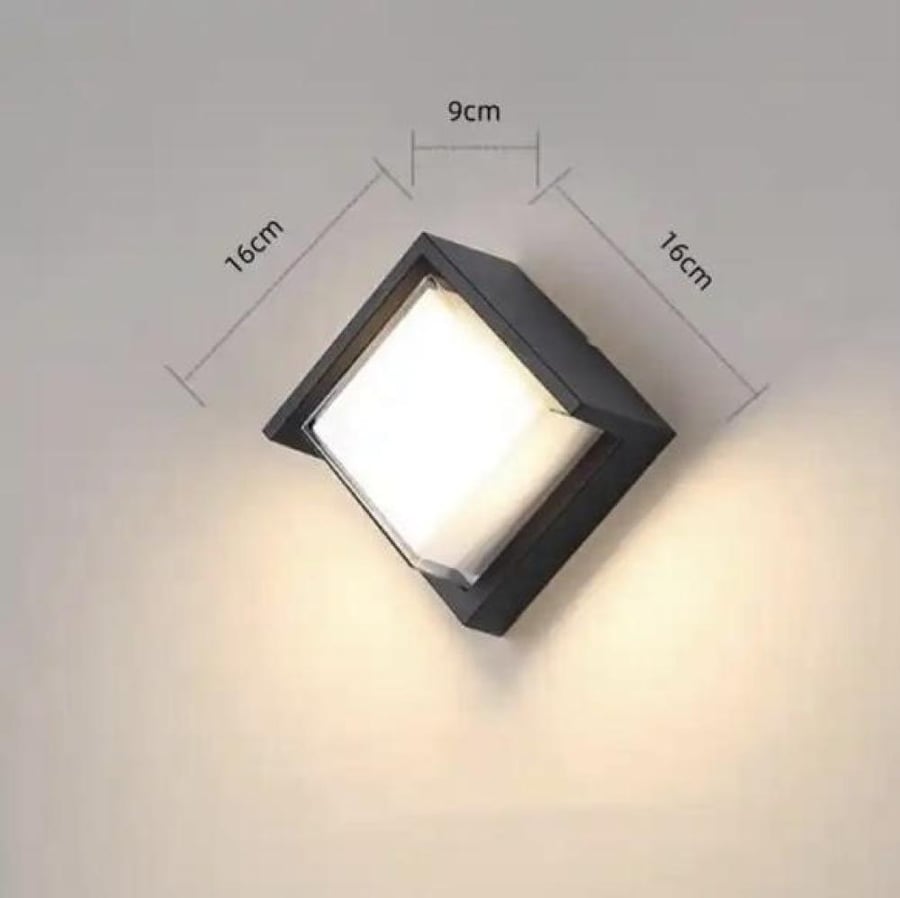 Wall-mounted applice lamp, specific shape, 18 watts, yellow