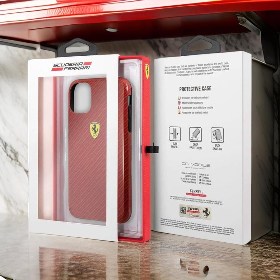 FERRARI SHOCKPROOF PRINTED CARBON EFFECT FOR IPHONE 11, WITHOUT DELIVERY CHARGES